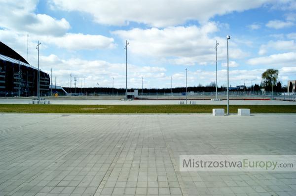 Stadion w Poznaniu parking