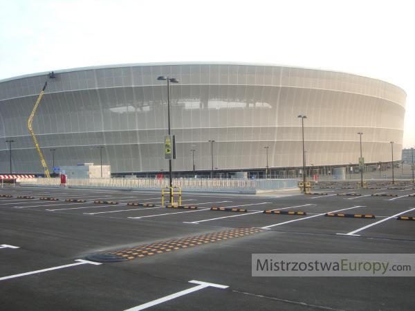 Stadion Wrocław od strony parkingu